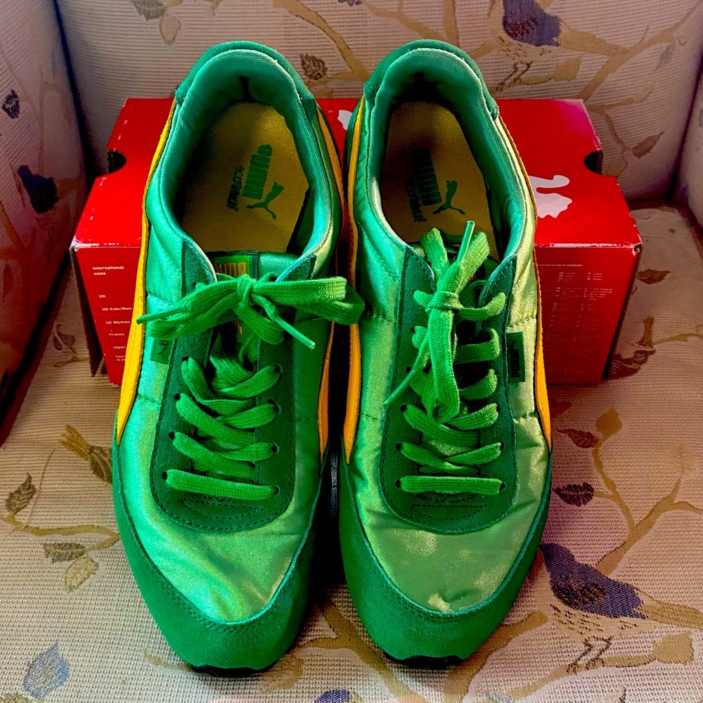 Puma tennis shoes 9.5 green yellow